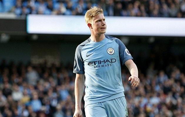 足球国足公布出征名单，多名主力如期入选