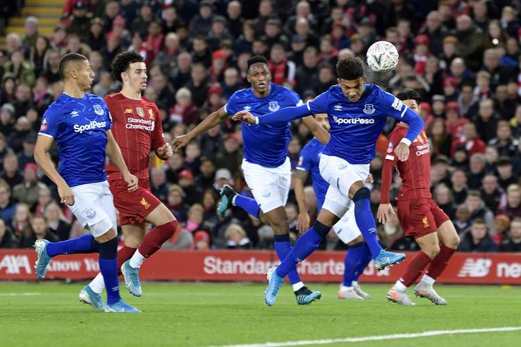 丰塞卡：联赛成绩没欧联好？赛季初没人觉得我们能排法甲第五