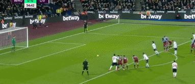 190km发球时速+肩伤隐患！郑钦文退赛是怕输？休养后能更强吗？