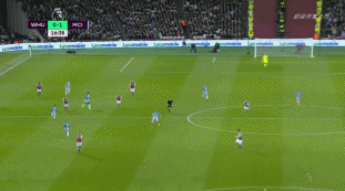 找回状态！伦纳德第三节砍下9分2板2助1断，而上半场仅有8分