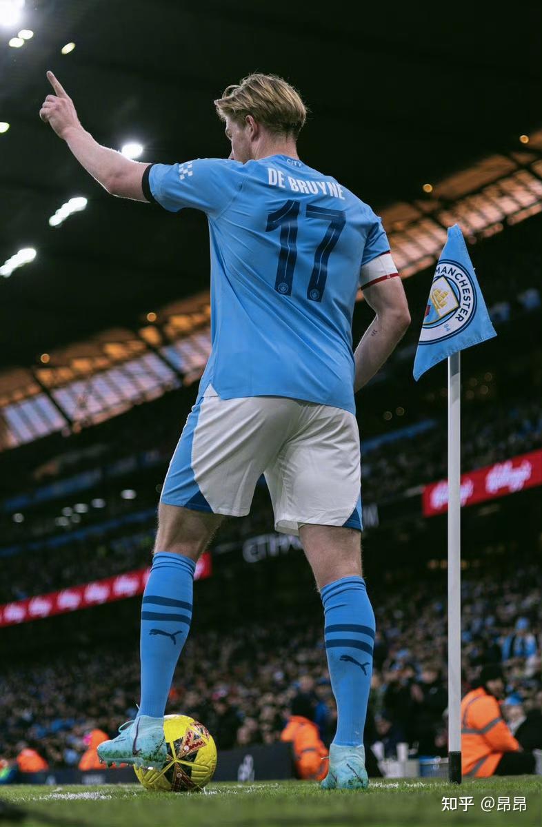 阿森纳客场2-1战胜阿斯顿维拉，维拉绝杀，阿森纳争冠形势艰难。