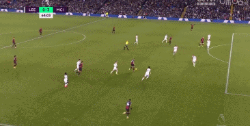 火药味！莫兰特用手狂指克莱面部，克莱怒火中烧一把甩开