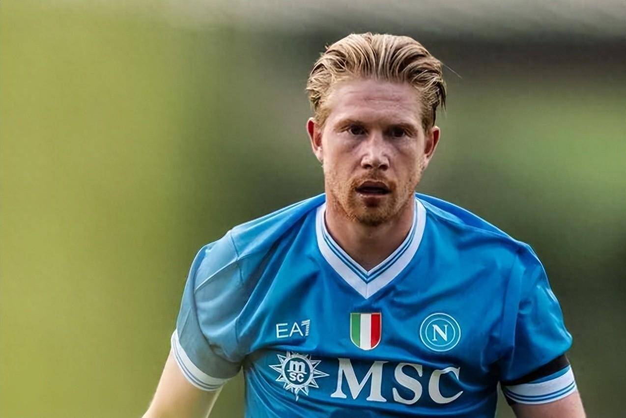 美记：恩比德右膝仍酸痛但治疗正确，他或许将缺席更久