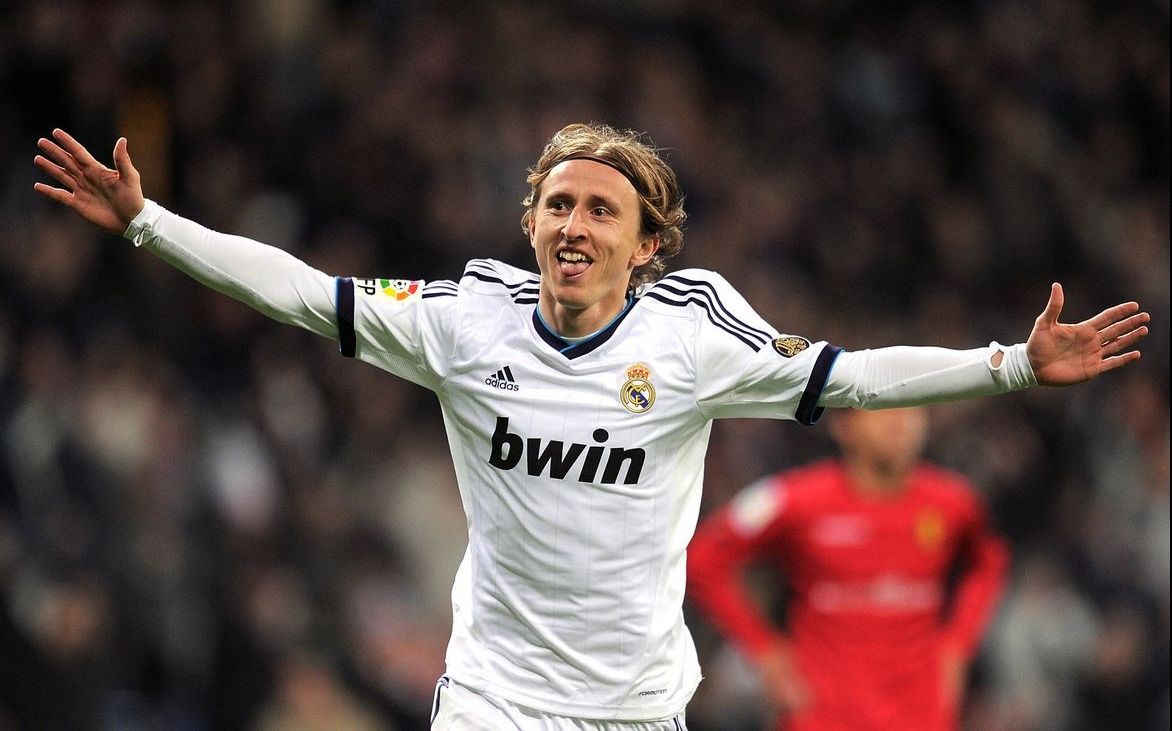 中国澳门球员：澳门联赛球员平均每场收入约445-890元人民币